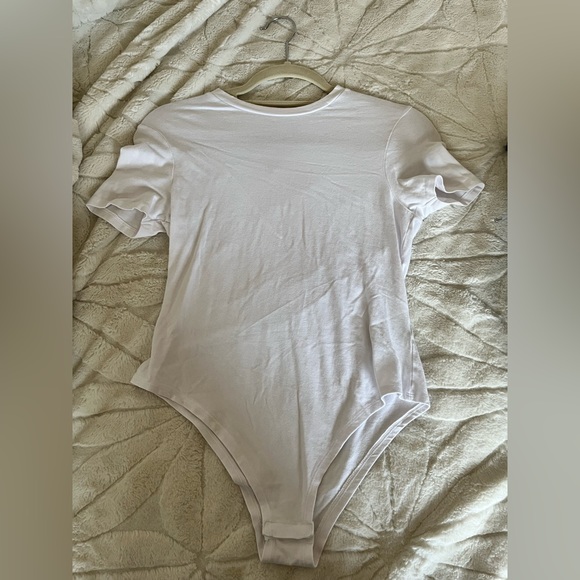 Primark white tshirt bodysuit never worn - Picture 1 of 3